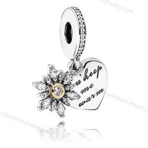 Pandora You Keep Me Warm Charm 🛍